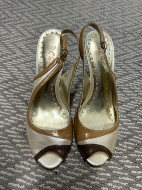 BCBG Two-Tone Brown, Cream & Dark Brown Leather Slingback Heels
